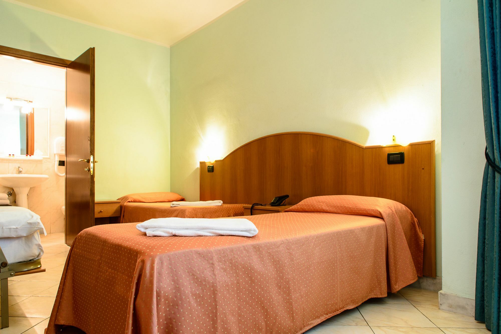 Hotel Villa Adriana 维亚雷焦 外观 照片